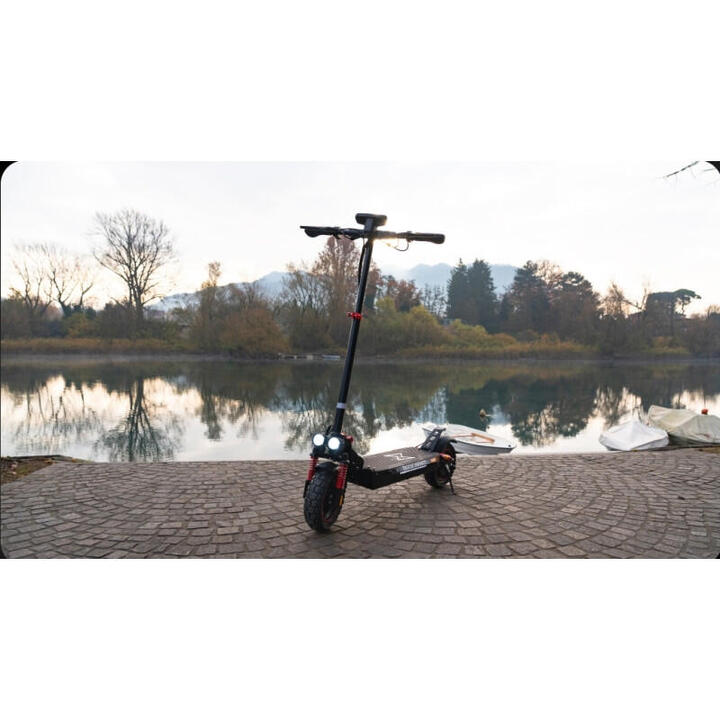 Trottinette Électrique EZWAY EBOOST GO 48V / 10Ah, Pliable